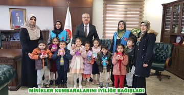 MİNİKLER KUMBARALARINI İYİLİĞE BAĞIŞLADI